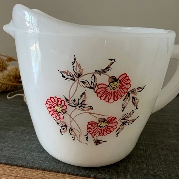 Vintage Fire King Oven Ware Pink Fleurette Creamer - Picture 3 of 12